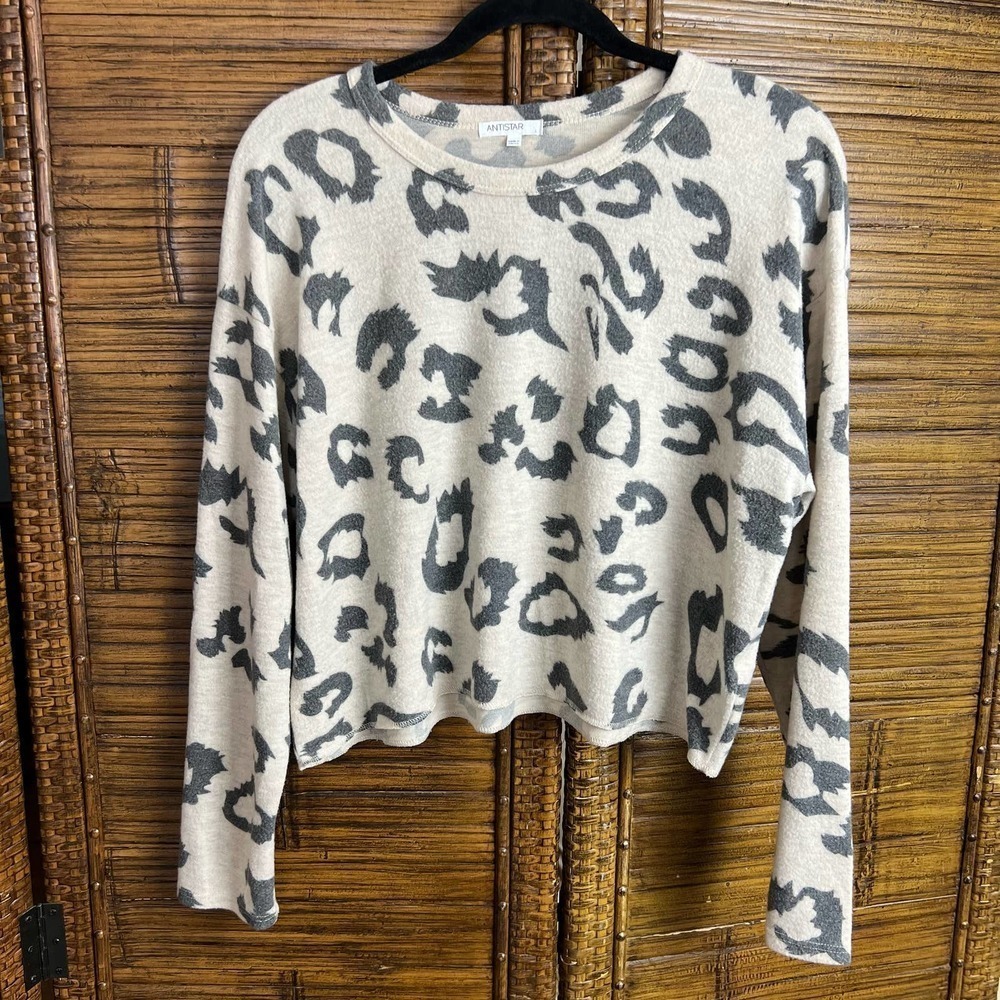ANTISTAR Leopard Print Cropped Crewneck Soft Plush Material Retro Sweater Large